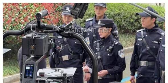 楊冪最新路透曝光：兔子警官真人版，演繹既俏皮又颯爽新角色