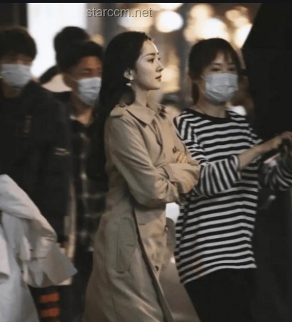 楊冪最新路透曝光：兔子警官真人版，演繹既俏皮又颯爽新角色