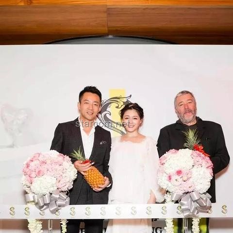 汪小菲大婚當晚 S媽連發6條帖子：一場家庭情感的風云變幻