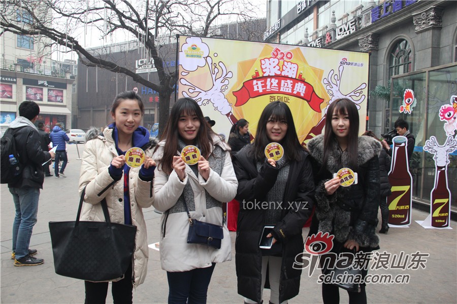 520愛的傳遞：女生以花為媒，夜市創(chuàng)新擺攤記