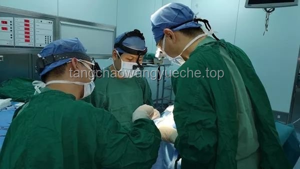 女子拔智齒后坐飛機創口高空爆血：口腔外科與航空醫學的交叉案例分析