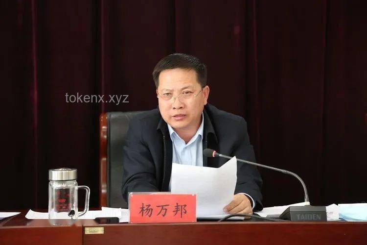 從褲衩開始的極限挑戰(zhàn)：城市生存賺錢趨勢預(yù)測與應(yīng)對策略