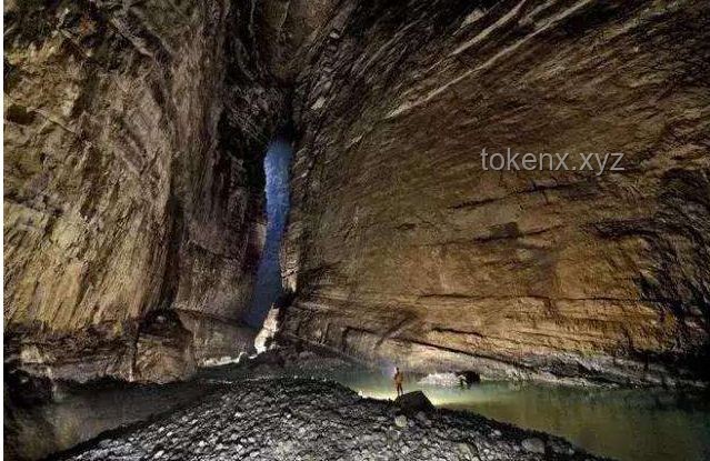 為追巨型鯰魚探險者被困洞穴深處，救援難度致認定溺亡放棄救援案例分析