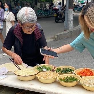 小學生持二維碼買煎餅：新一代消費習慣的崛起與未來趨勢