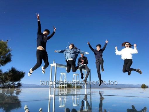 滑翔傘安全飛行指南：避免“云吸”現象，保障高空安全