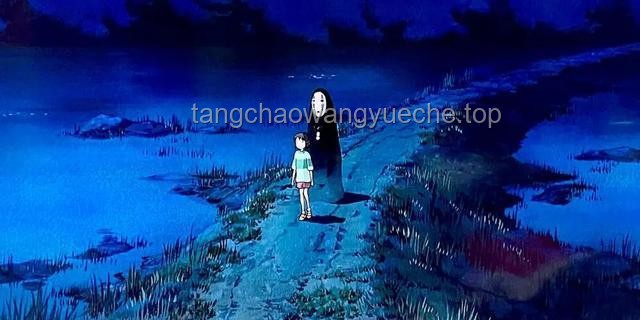 橋洞下的《千與千尋》：自然與奇幻、現實與隱喻的交織對比