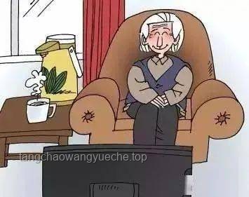 102歲老人誤窗為門事件觸發的高齡安全生活新趨勢