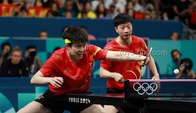 奧運乒乓球決賽汗量差異揭秘：莫雷加德干爽VS樊振東大汗滿身