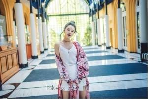 張小斐懟臉美學：解鎖權威之美的創新思維之旅 ???, 美學重構, 跨界靈感, 視覺革命, 權威重塑