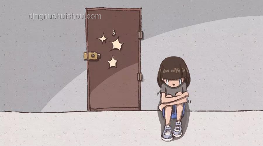 晚上我是殺人保潔，白天卻是受人欺負(fù)小白花：雙面人生管理指南