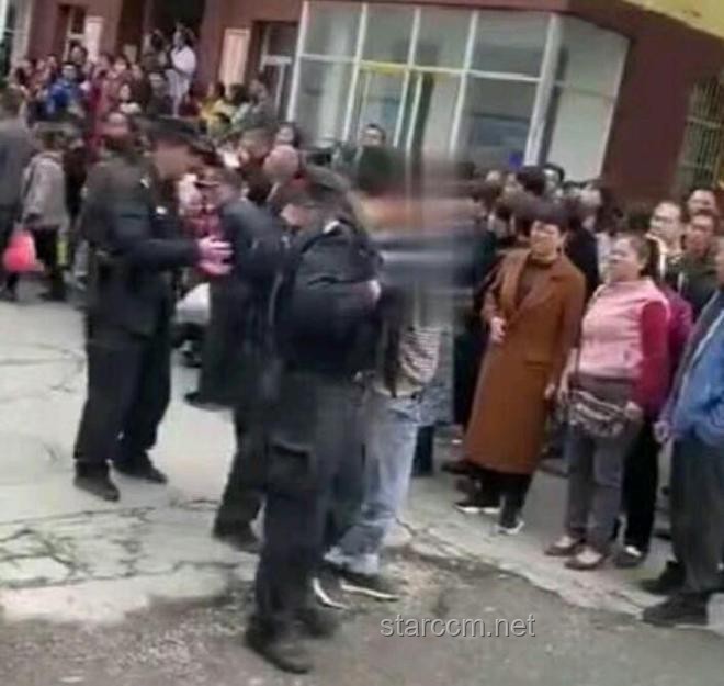成都有人當街持刀行兇？警方通報全解析