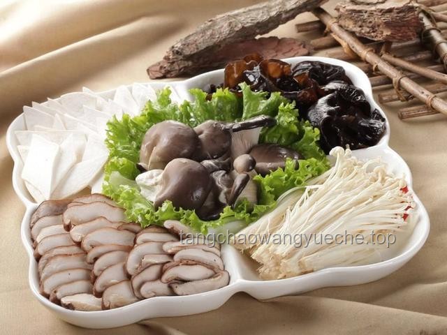 天生自帶鮮味食材大比拼：海鮮、菌菇、肉類與蔬菜的鮮味對決