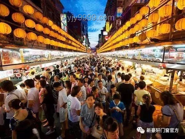 夜市新體驗：頭一次用震撼形容的夜市與傳統夜市對比分析