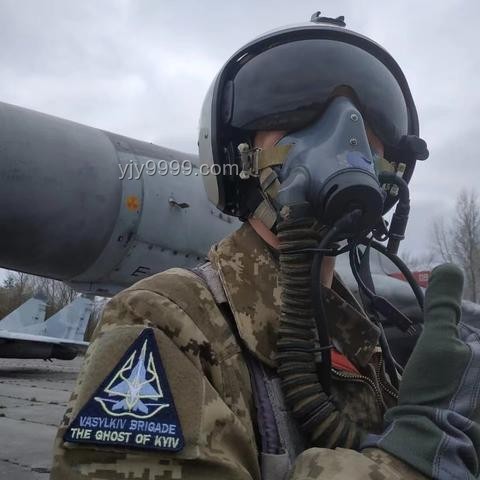 117架無人機對決俄高級戰機：烏克蘭戰術行動深度剖析