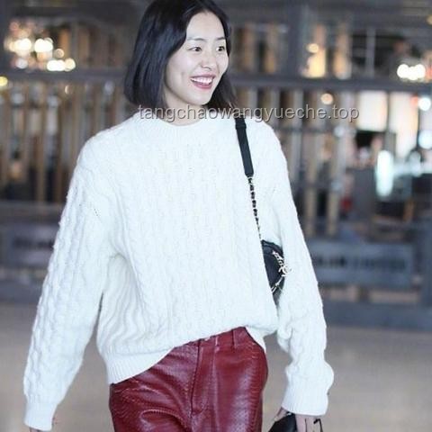 夏日穿搭主打松弛感，輕松打造時(shí)尚休閑風(fēng)