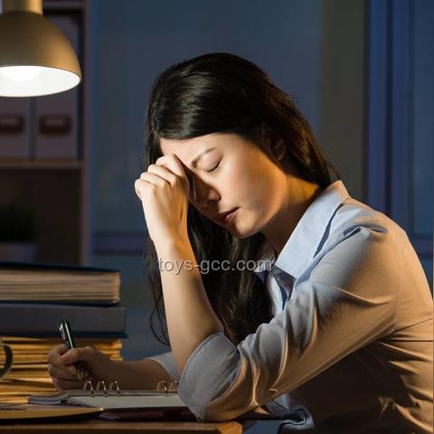 熬夜危害知多少，再不睡覺就刷爆視頻啦！