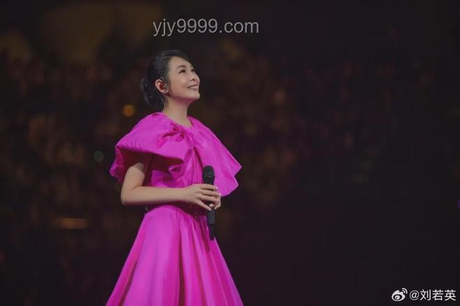 女星寧靜高端服飾引熱議：一件T恤售價2000元