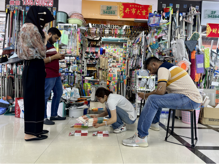 義烏老板3月開3店，揭秘Labubu娃衣熱銷秘籍