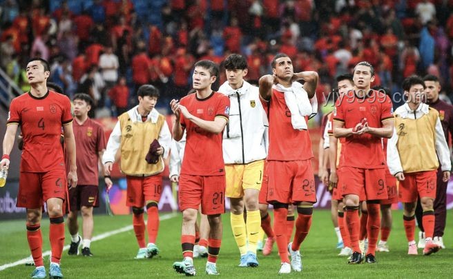國足無緣2026世界杯，伊萬帥位存疑及接任人選分析