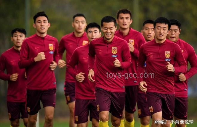 國足痛失2026世界杯，伊萬帥位引熱議，繼任者何人？
