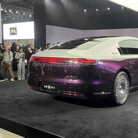 尊界S800內(nèi)飾與科技實力解析