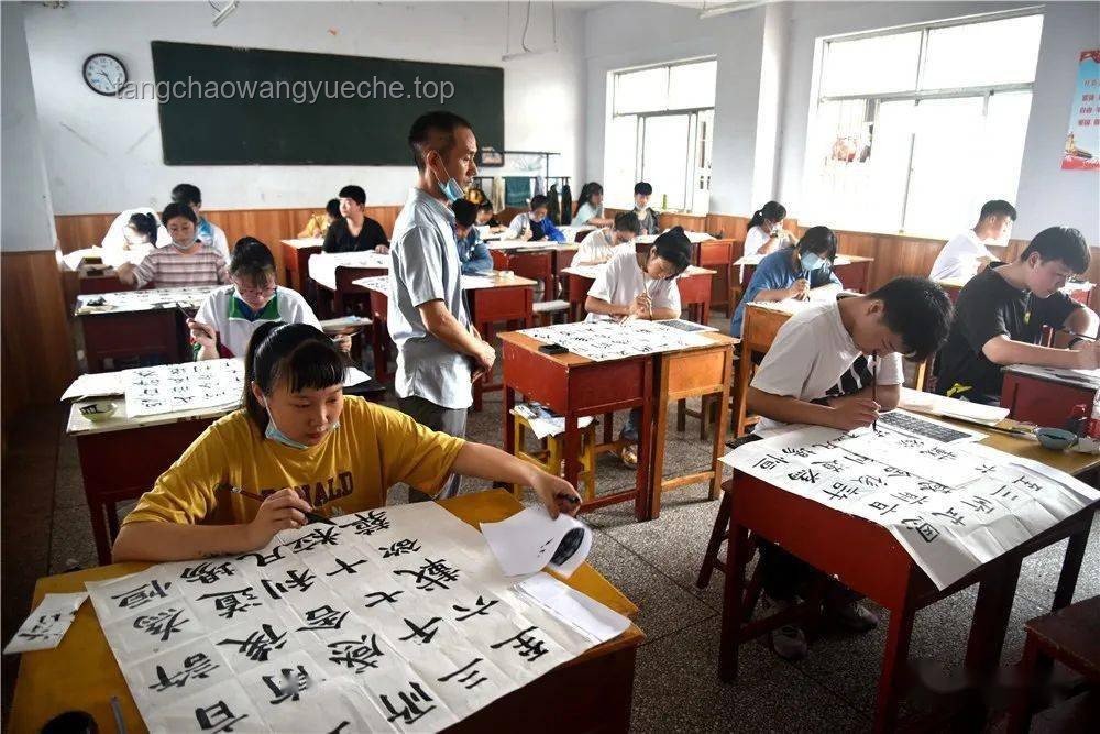 如何應對“第一位走出考場考生:希望明年難一點”反映的教育問題