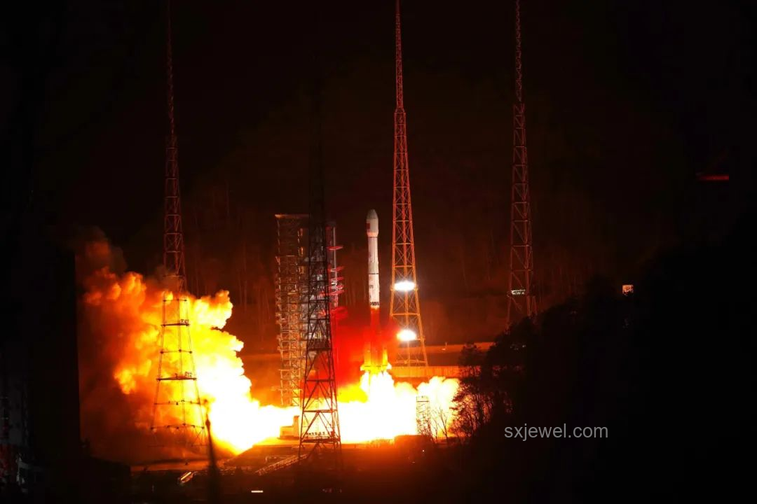 我國(guó)成功發(fā)射衛(wèi)星互聯(lián)網(wǎng)低軌衛(wèi)星：開啟高速互聯(lián)新時(shí)代