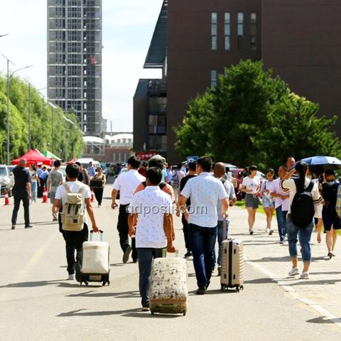 英語大考后，我自信喊話：985穩了！???