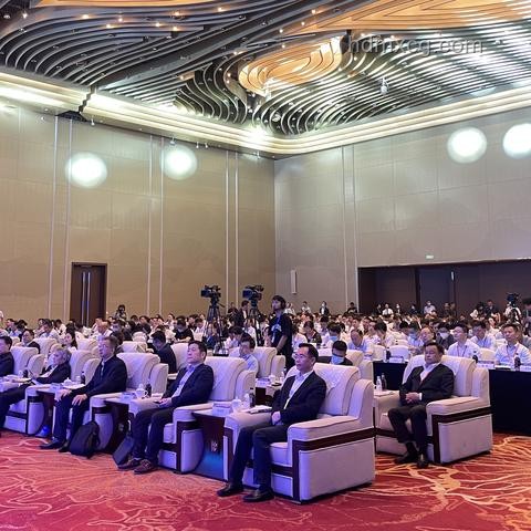 2025非全革新：重塑研究生教育未來，跨界賦能