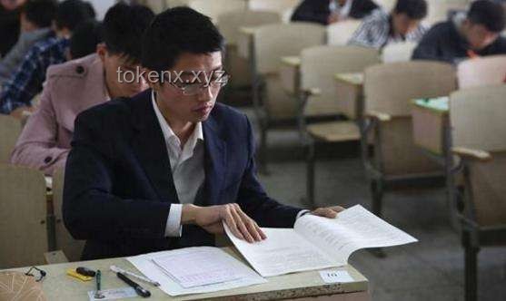八次考試考生采訪分析：毅力、策略與心態(tài)的對(duì)比