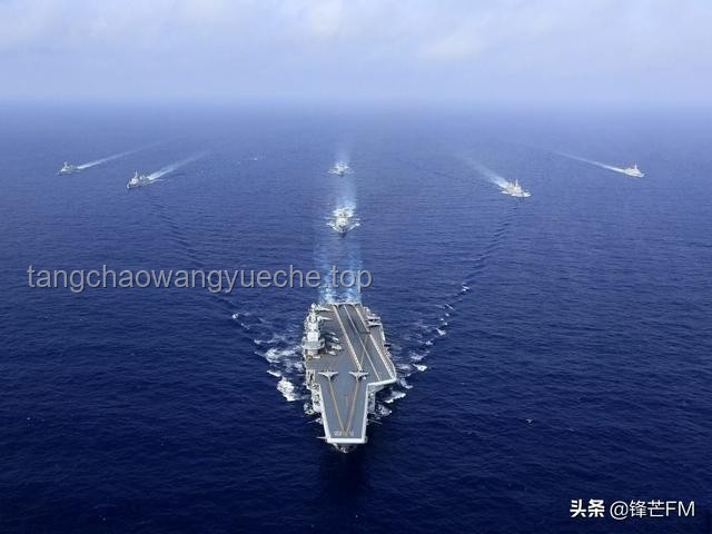 中國兩艘航母同時現(xiàn)身太平洋：戰(zhàn)略意義與國際反響對比