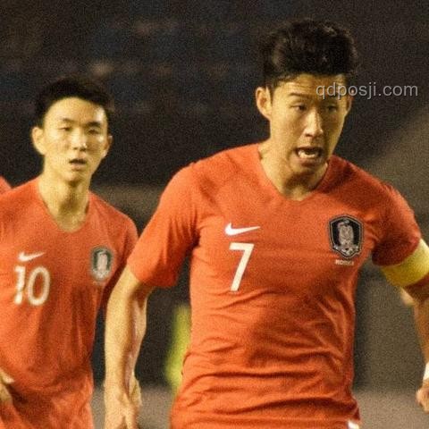 國足勝利背后的創新足球戰略：點殺巴林，思維制勝