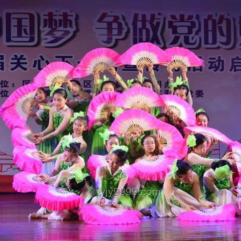 高考完挑扁擔回家的女孩如何規劃師范學習之路