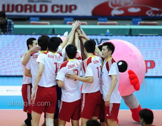 中國男排挑戰(zhàn)加劇：0-3失利后的未來趨勢預(yù)測