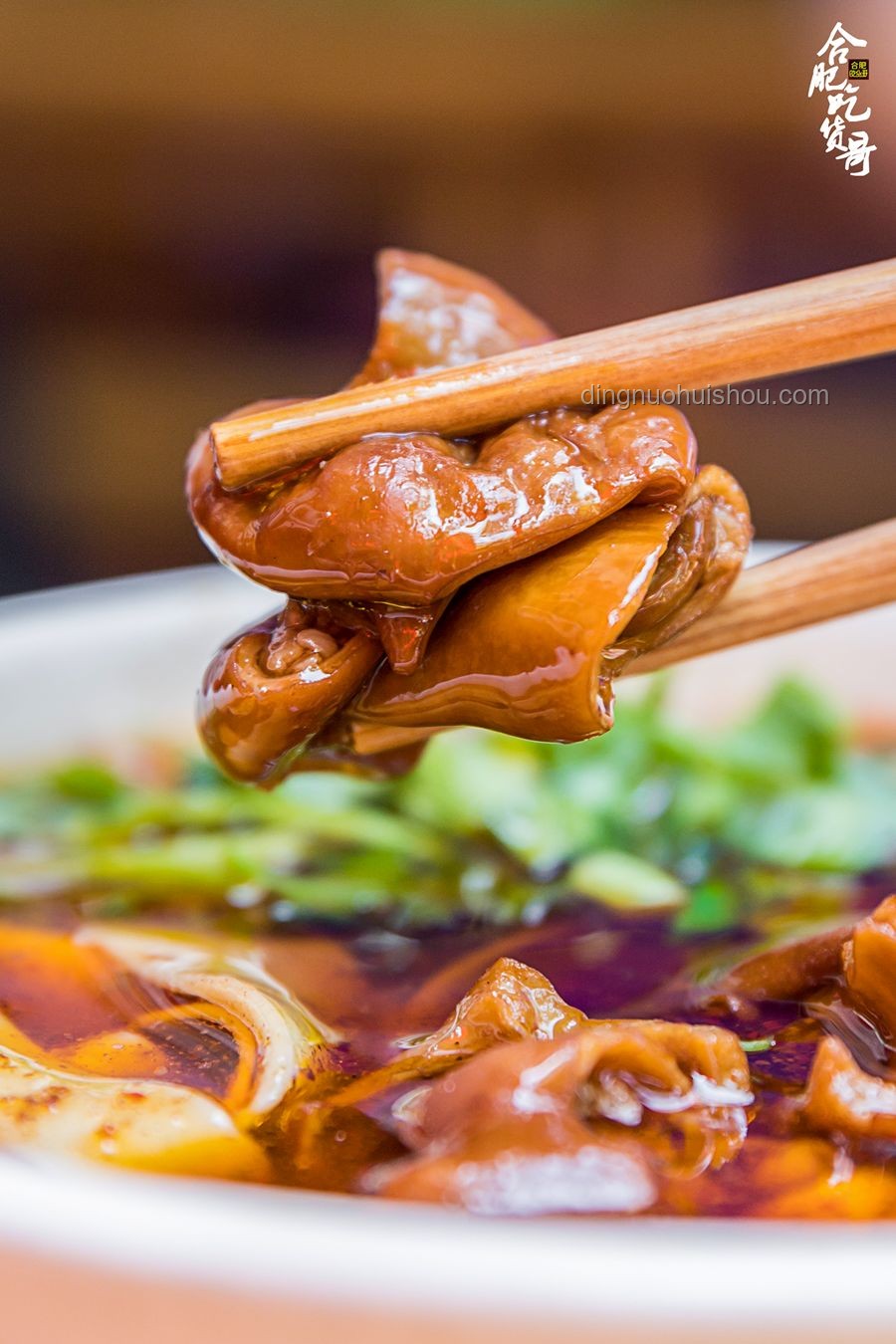 四川肥腸拿鐵：跨界味蕾新探索，咸甜交織的創(chuàng)新之味