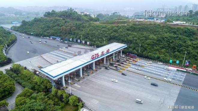137座收費站“復活”：國道收費新篇，是復古還是財政之困？