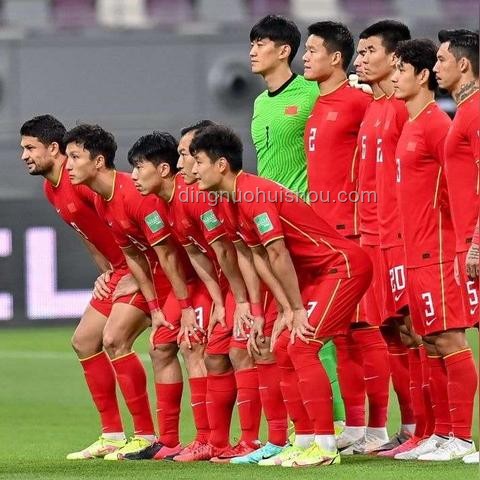國足未來趨勢：專業底蘊穩固，業余挑戰無望