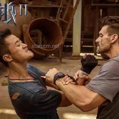 直男財經(jīng)深入解析洛杉磯騷亂現(xiàn)場案例