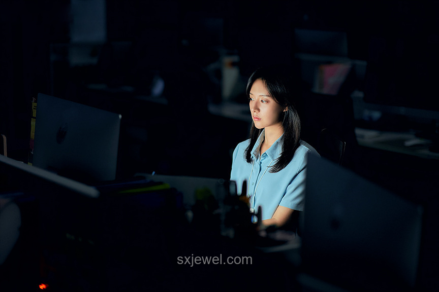 伊萬離職夜行：跨界思維的凌晨啟航