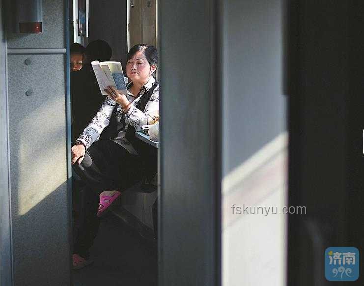 高鐵時代，普速火車體驗是否仍值得一試？硬座、硬臥、軟臥全解析