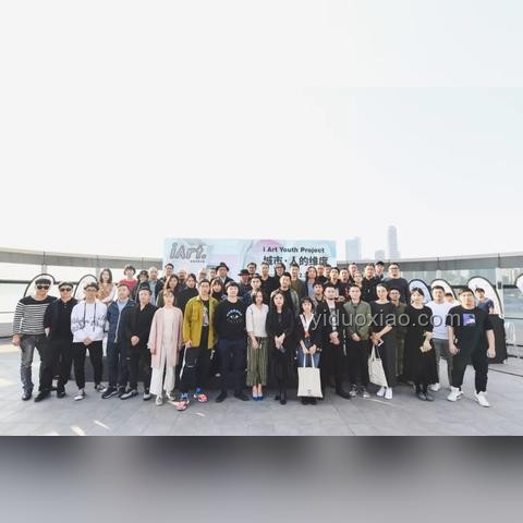 打破偏見，創新無界：從“館長”事件看跨界思維的覺醒