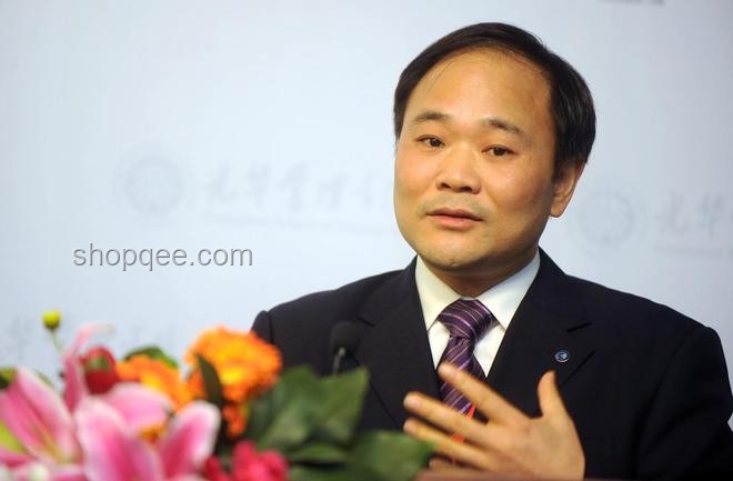 李書福領導下的吉利VS傳統汽車巨頭：創新拼搏之路對比