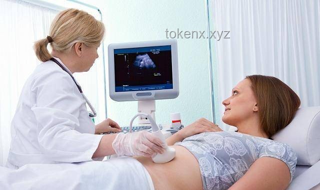 女子腹脹B超意外誕下男嬰：應急處理與預防方案