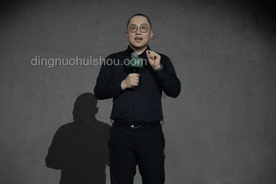泰山陪爬新風尚：史元庭走紅背后的創新思維探索，跨界、個性化服務