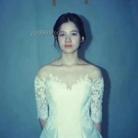 張婧儀與章若楠：因游戲結緣的青春疼痛女主