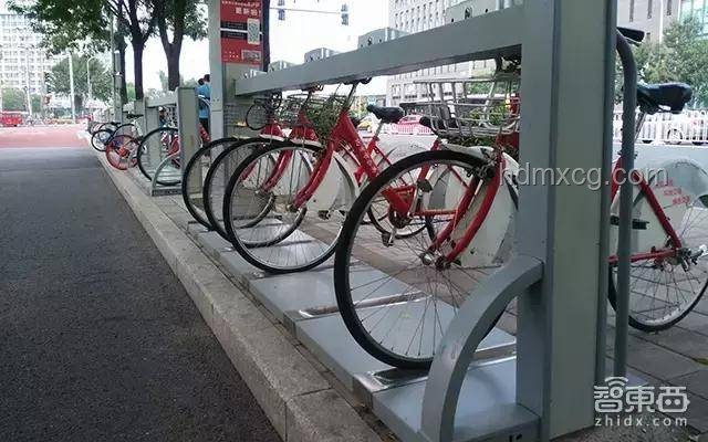 自行車通勤騎行時，防御“鬼探頭”等突發情況的技巧深度分析