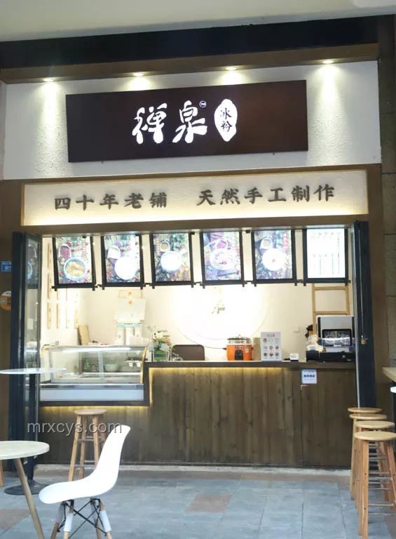 特廚探店揭秘：成都包家兄弟小館的本地風味