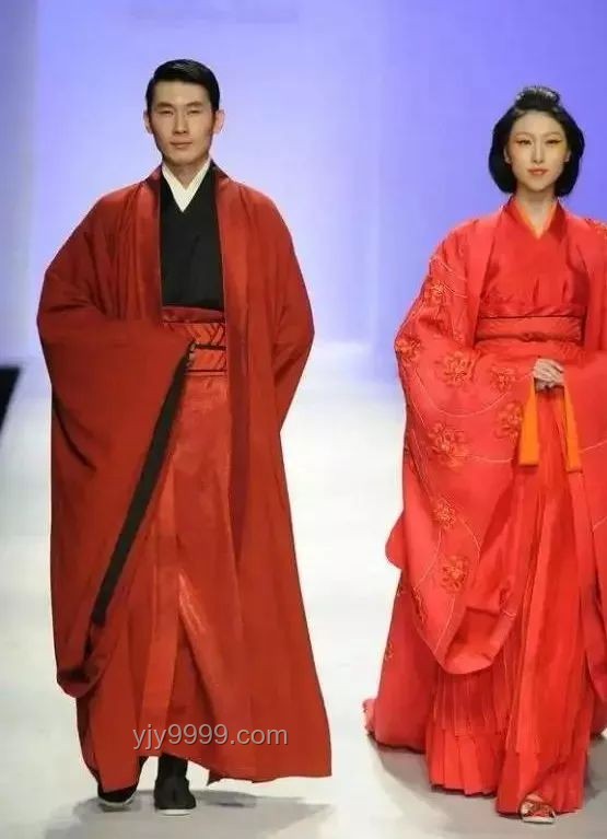 如果漢服未斷代，我們今日服飾對比