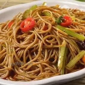 一代人有一代人的涼拌菜，味覺記憶的傳承與創新
