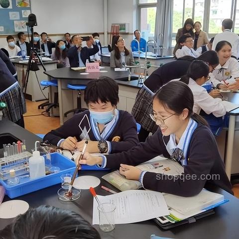 高考出分后規(guī)劃策略案例研究：科學(xué)決策與未來規(guī)劃